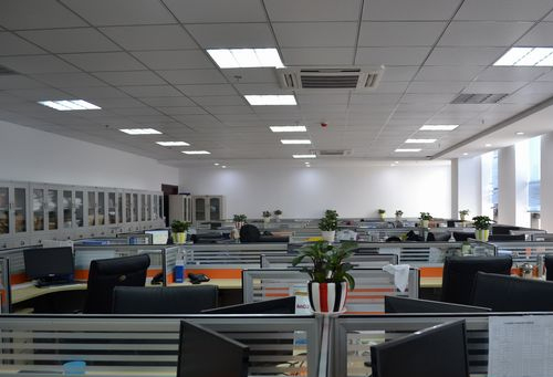 浙江銀岸電氣科技有限公司取得變頻器殼體及變頻器，有效應(yīng)對(duì)小型化變頻器的高載流發(fā)熱問(wèn)題:變頻器